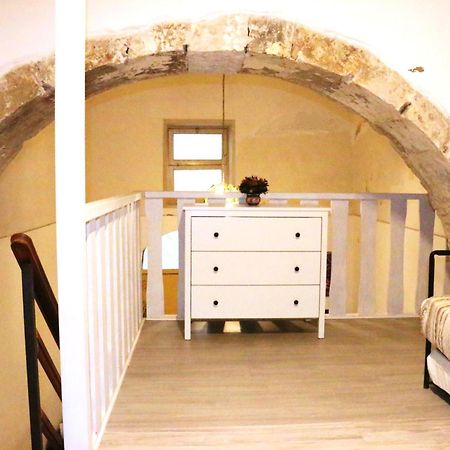 Вилла Porta Marina Ortigia Сиракузы Экстерьер фото